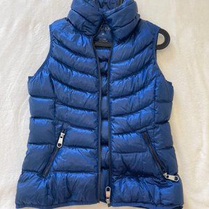 Calvin Klein packable lightweight premium down vest